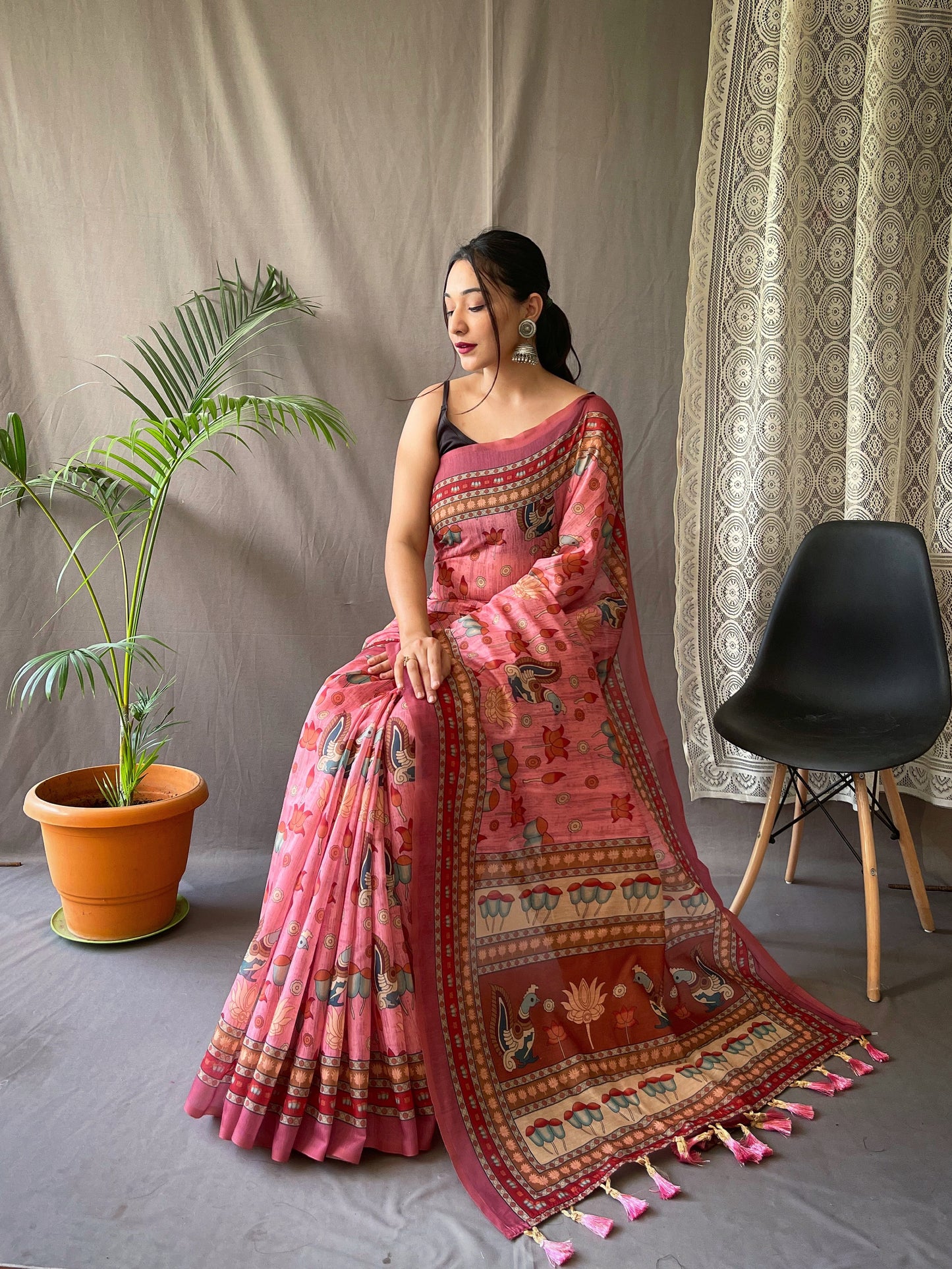 Fairytale Pink Kalamkari Printed Saree With Adorable Blouse Piece