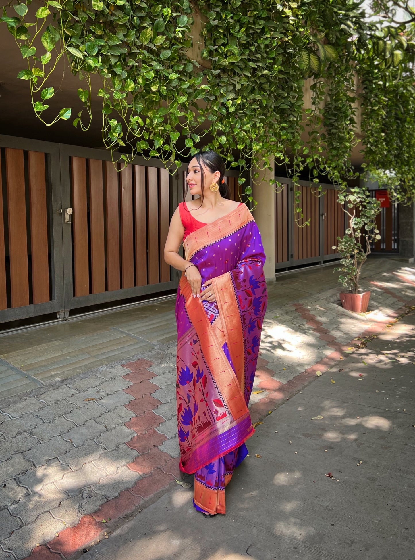 Purple Zari Woven Patola Silk Saree Set