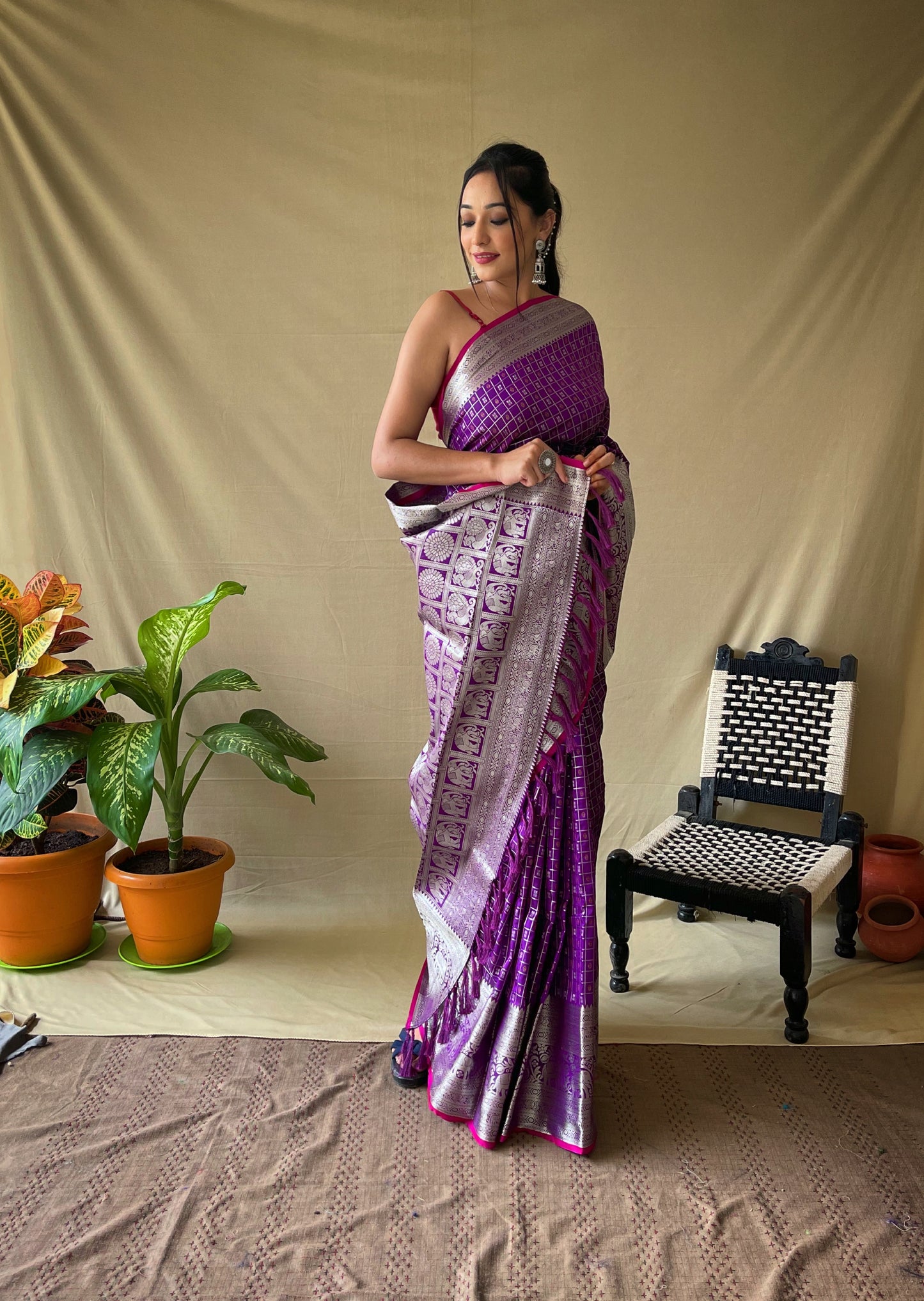 Purple Soft Litchi Silk Khicha Checks Saree